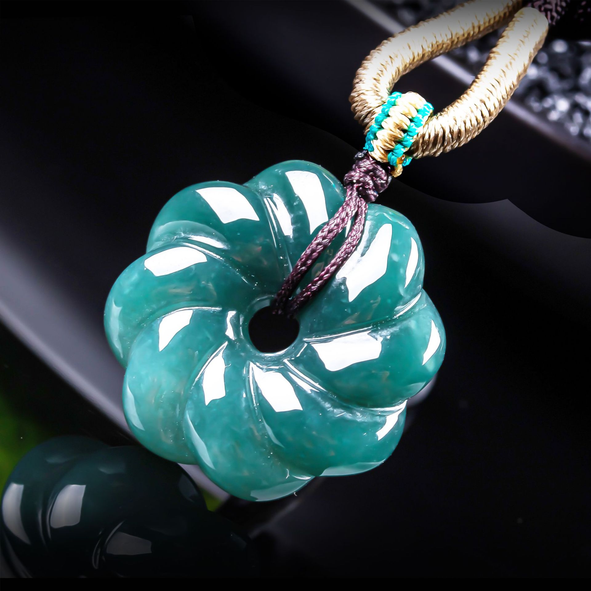 Woman Accessory - Naturalny naszyjnik z jadeitu birmańskiego w