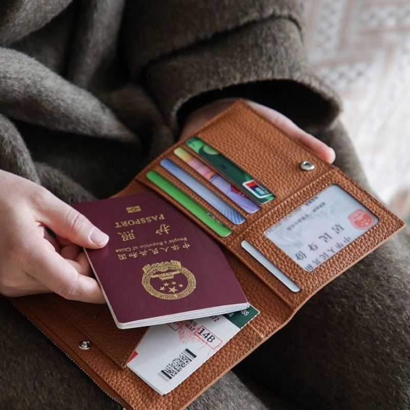 Skórzane etui na paszport, wod – Women'S Accessories Wallet recenzja i cena